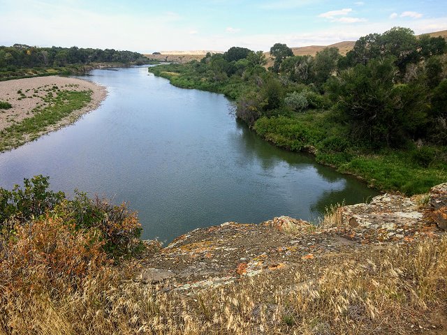 Sun River Upstream from Rocky Reef